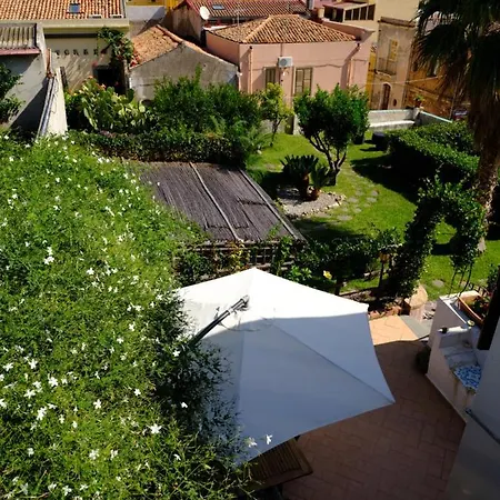 L'antico Borgo Bed & Breakfast 2*