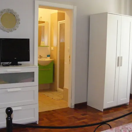 ベッド・アンド・ブレックファスト L'antico Borgo ミラッツォ