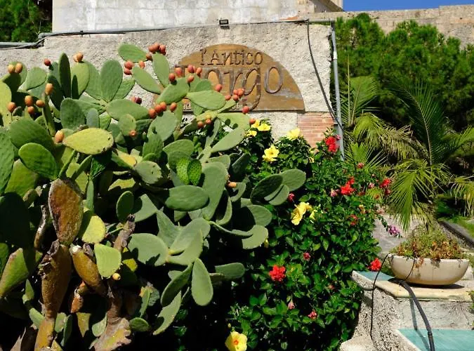 L'antico Borgo 4*